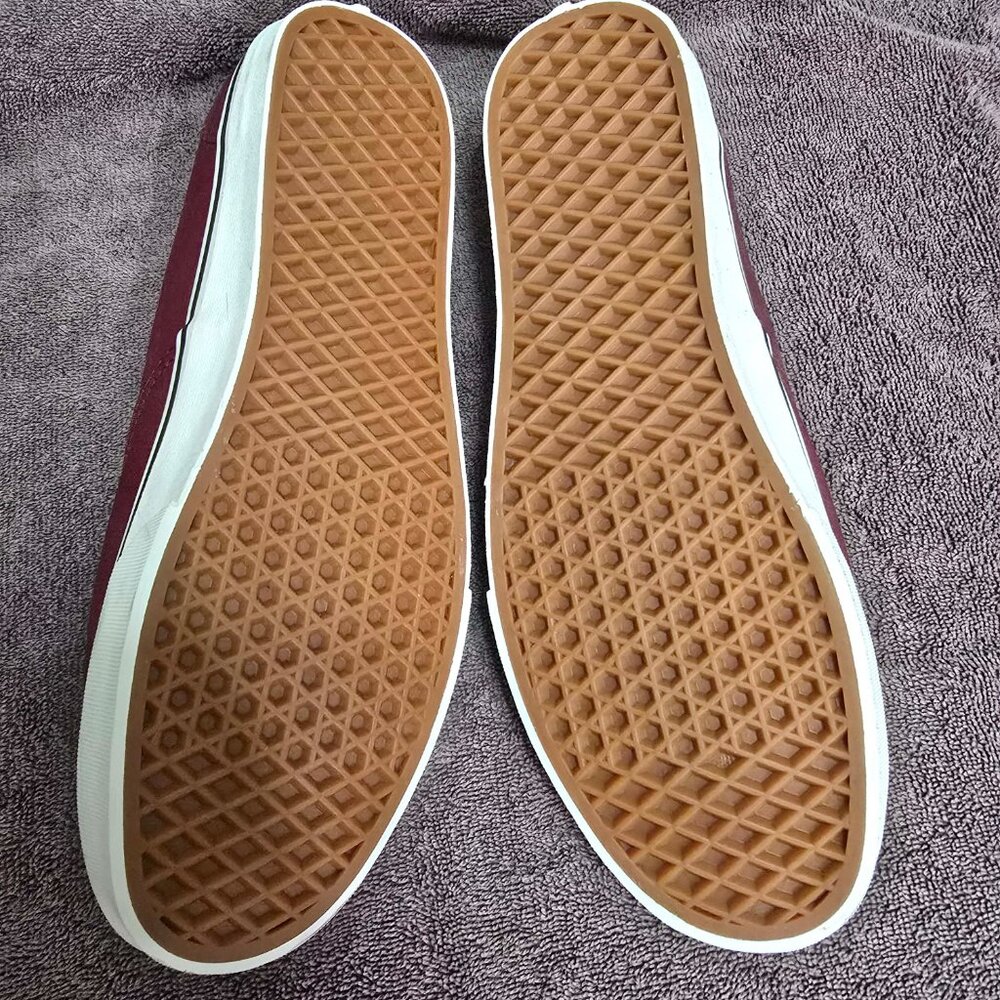 Vans Classic Shoes - Picture 2 of 2